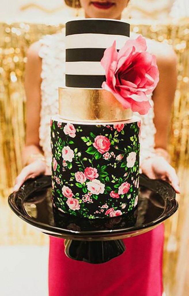 wedding cake fleuri